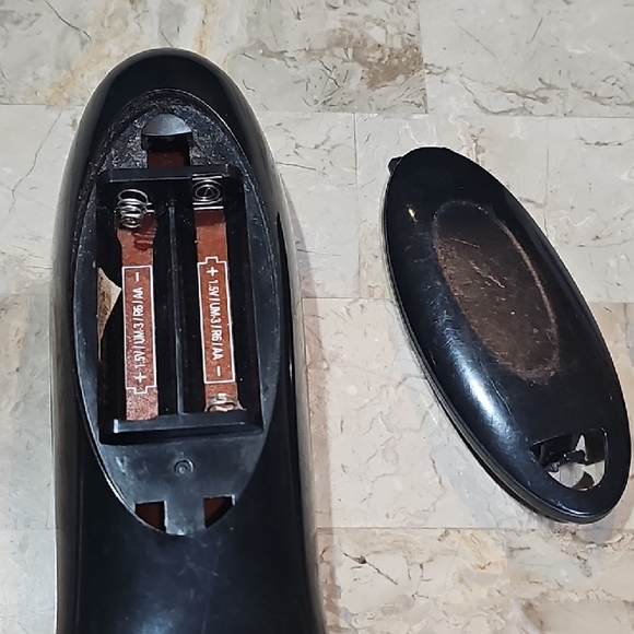 Bell Black Remote Control - Picture 2 of 3